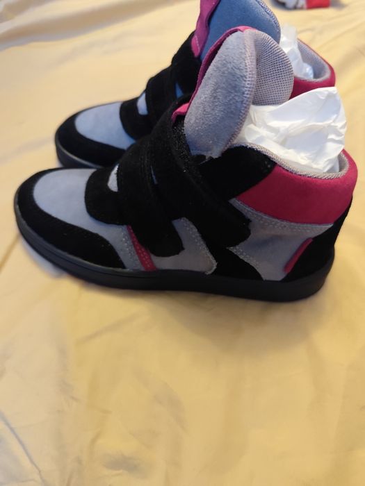 Кросовки ботинки обувь для девочки