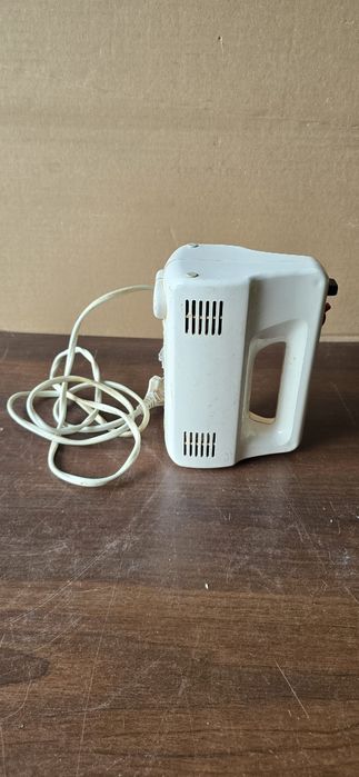 Stary mikser Predom z czasów PRL-u