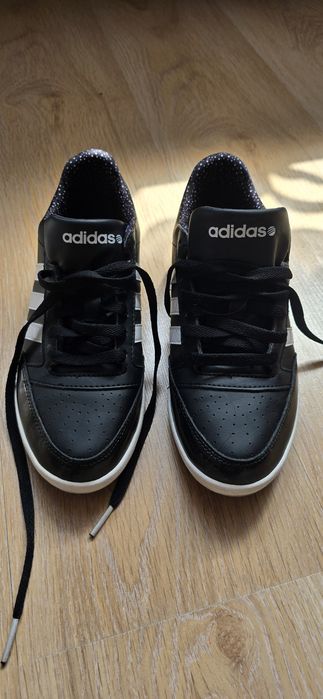 Buty Adidas Hoops VL W rozmiar 38
