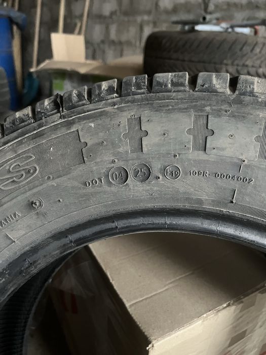 Резина 215/65 R16 C 2025 року Pneus