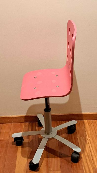 Cadeira de criança de rodinhas