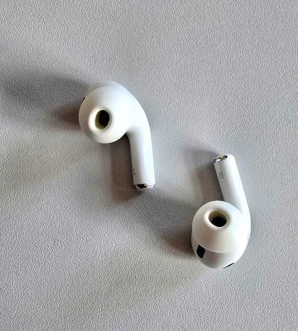 Słuchawki Airpods 2nd gen.