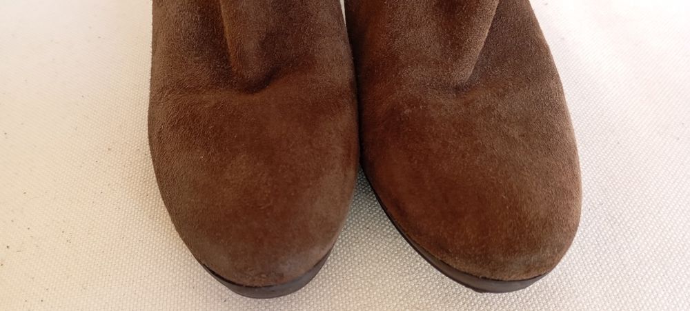 Botas castanha de salto com pêlo em camurça Y - Enzo