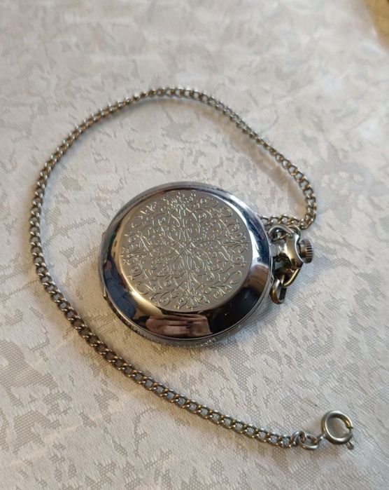 Zegarek męski kieszonkowy Molnija ciemno bordowa tarcza