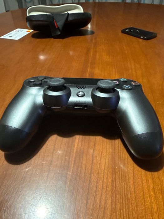 Comando ps4 excelente estado