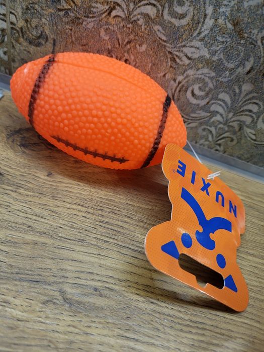 Zabawka dla psa piłka piszcząca