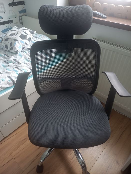 Krzeslo biurowe szare