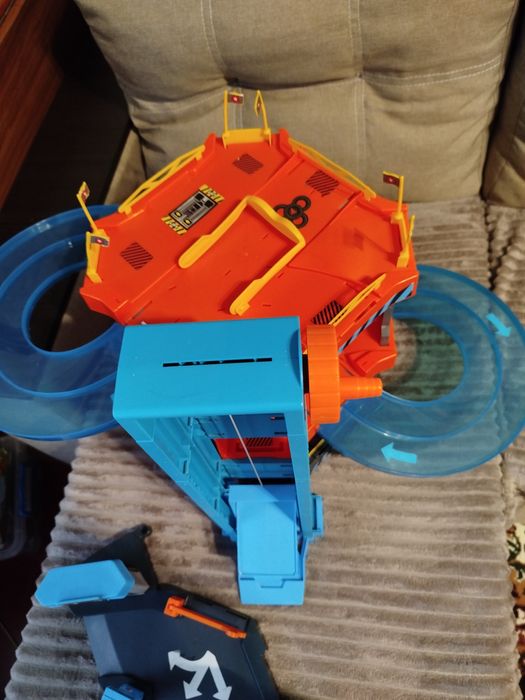 Треки за гарною ціною