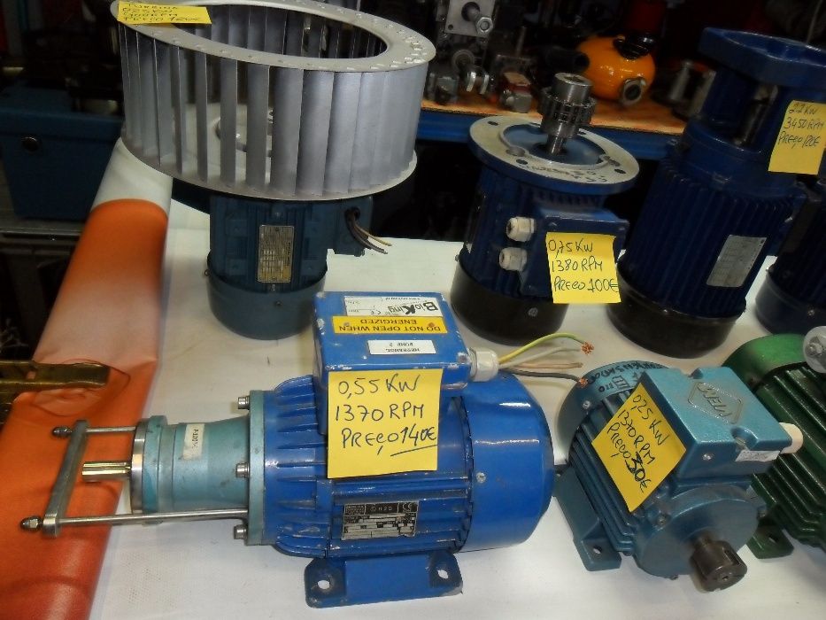 Motores de 230V de 1 HP e 380 v até 2.2 HP como novos