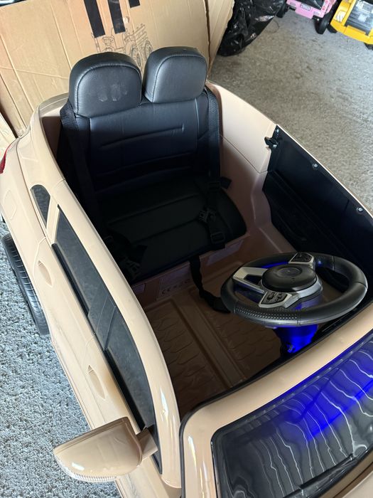 Pojazd na akumulator 4x 12V 180W dla dzisci autko z pilotem nowe