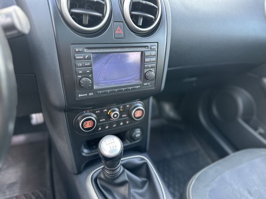 Nissan Qashqai lift 2.0 benz. + GAZ