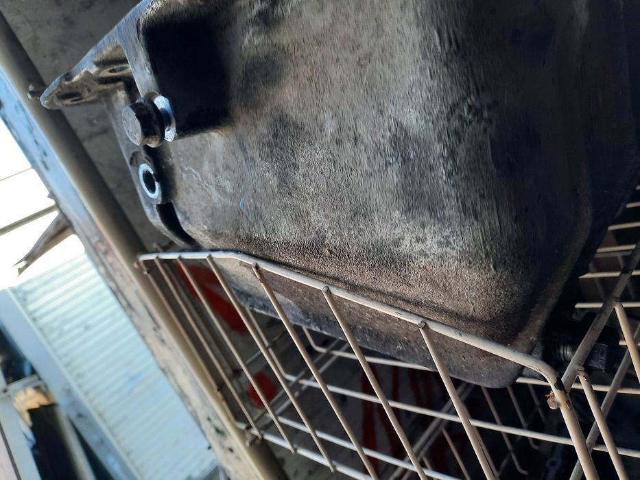 Volkswagen lt 35 46 miska olejowa 2.8 160KM 01-07r