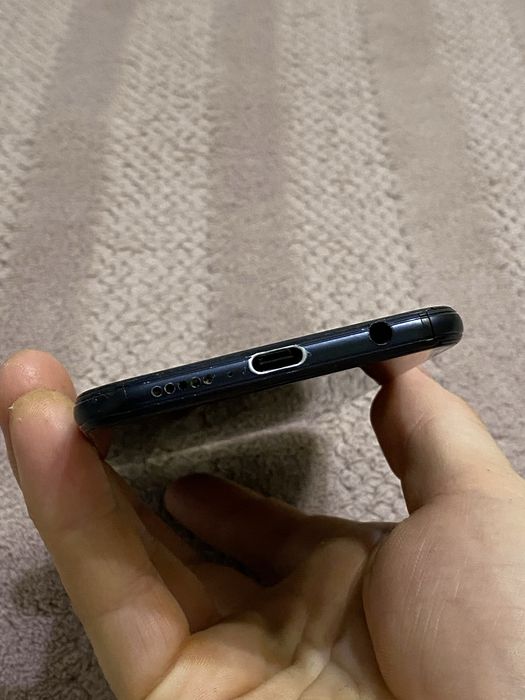 Телефон Huawei P20 lite 4/64gb NFC