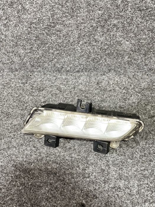 Luz de circulação diurna . Renault Clio IV
