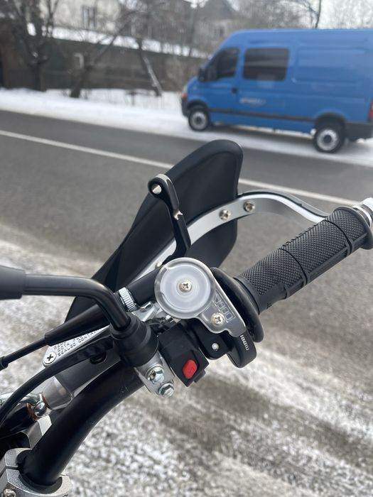 Мотоцикл ProFactory 300NB