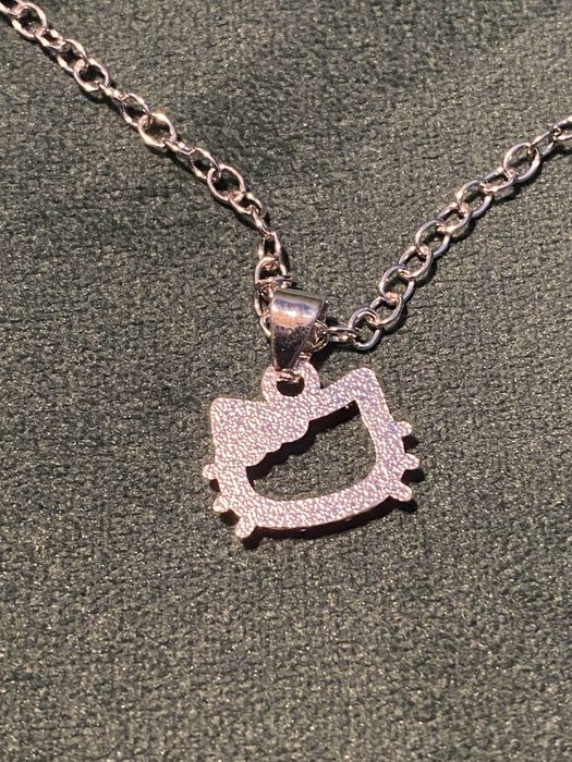 Uroczy Unikatowy Łańcuszek Wisiorek Sanrio Hello Kitty