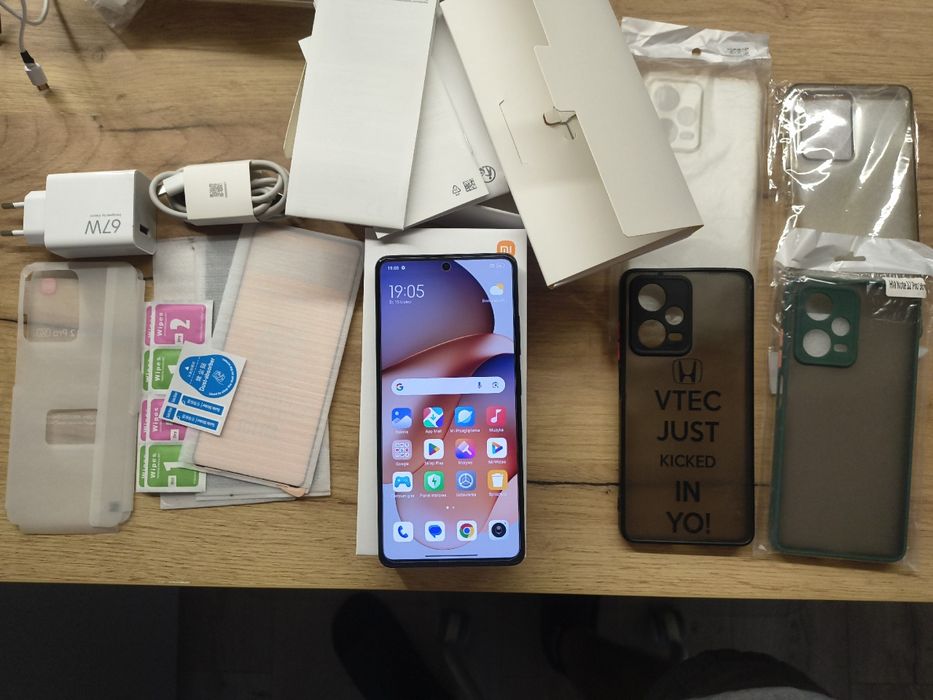 Xiaomi Redmi Note 12 Pro 5G 6 GB ram 128 ROM w doskonałym stanie, pełen zestaw producenta + gratisy ładowarka etui