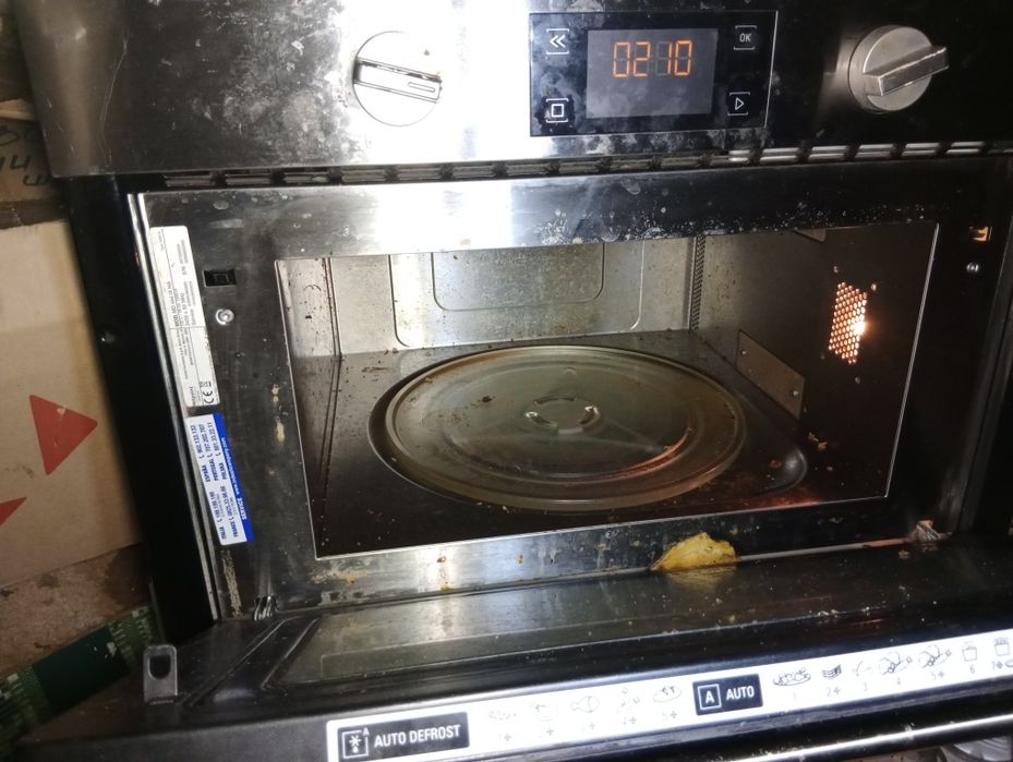 Продам встраиваемая микроволновая печь Hotpoint-Ariston модели MD 444