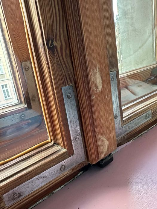 Okna skrzynkowe poniemieckie 2 sztuki