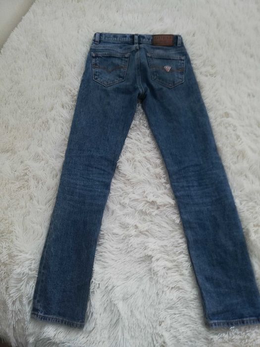 jeansy Guess 140 na 9 10 lat jeansy guess skinny fit
