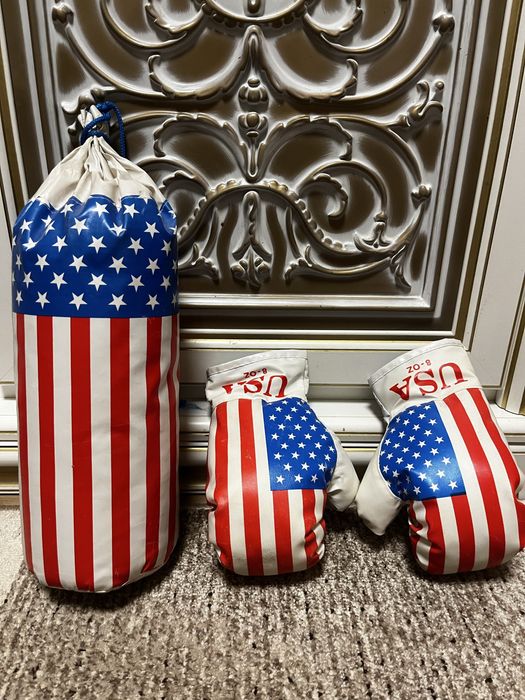 Продам іграшку - набір для боксу