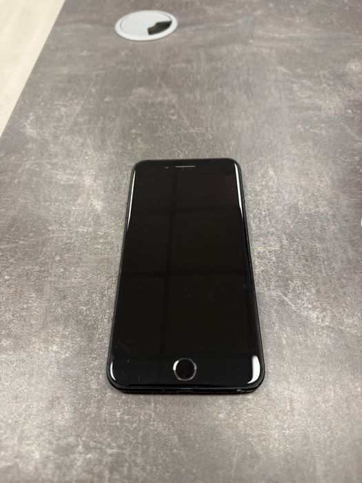 Iphone 7 plus  32 gb