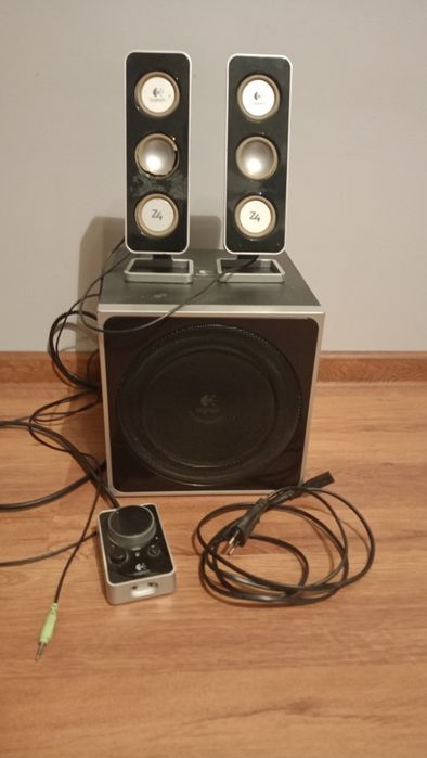 Zestaw nagłośnienia 2.1 Z-4 Logitech