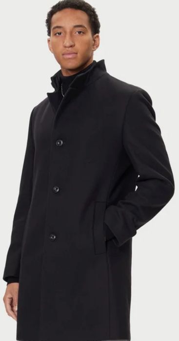 Пальто чоловіче  Hugo Boss (оригінал) , 46-48 розмір