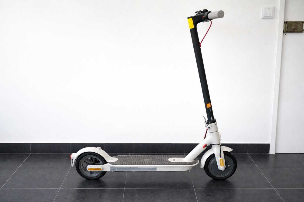 Trotinete elétrica Xiaomi Mi Essential