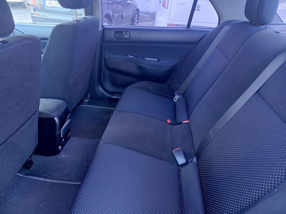 Міцубіши лансер 9