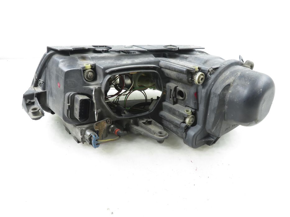 Lampa Prawa Przednia Vw Passat B5 Fl Xenon