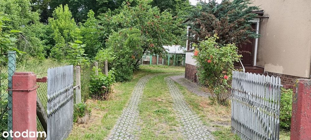 Atrakcyjnie położony dom 140 m² | duży ogród | 2 mieszkania | 2 garaże