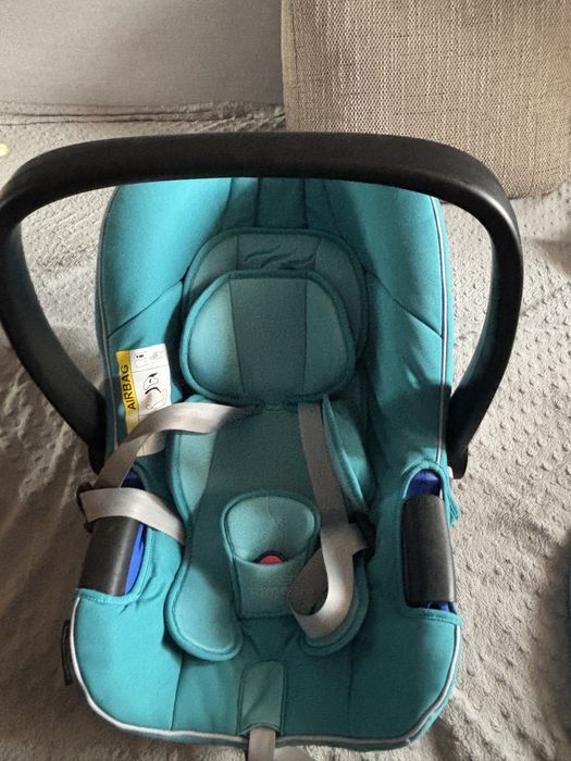 Продам дитяче автокрісло Britax Römer Baby-Safe (бірюзове)