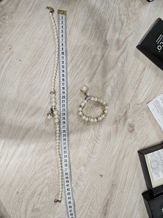 Браслет та намисто Тюсо