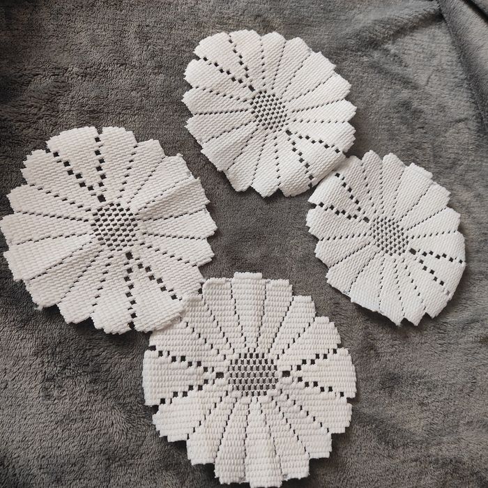 4 Serwetki podkładki