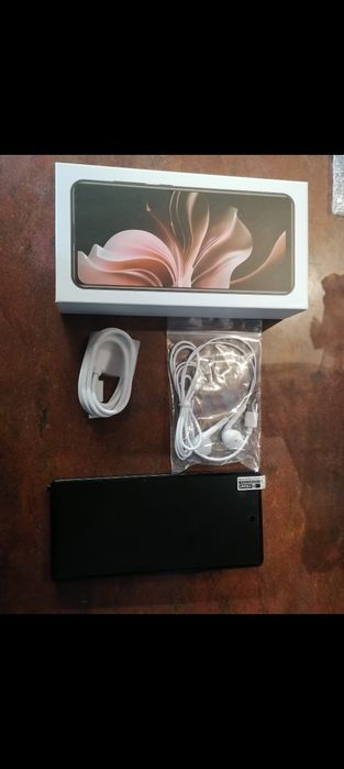 Продам смартфон С25Ultra12/ 256ГБ
