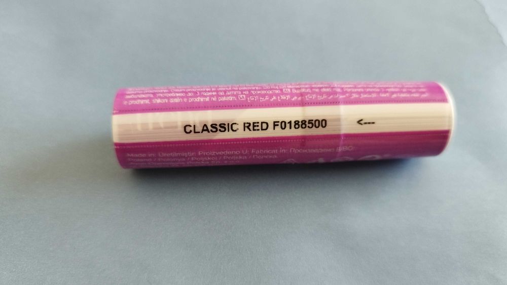 Baton, selado, COR: Red/Vermelho - Avon