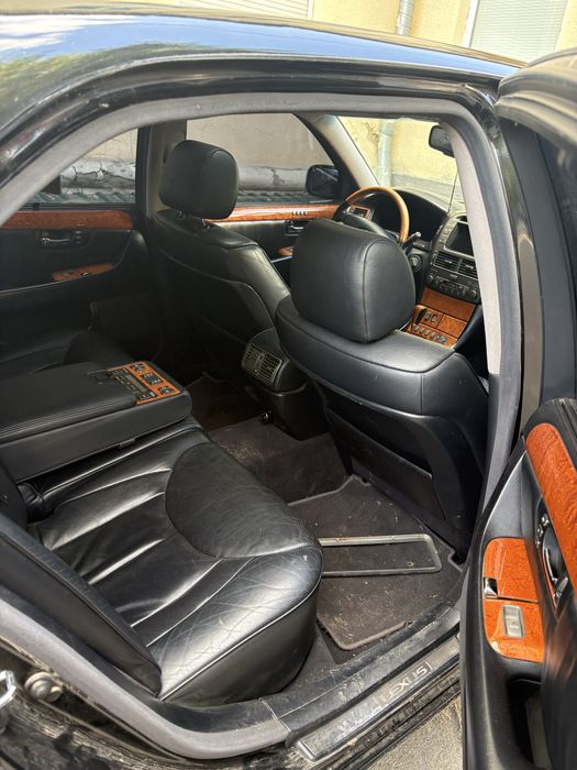 LEXUS LS430