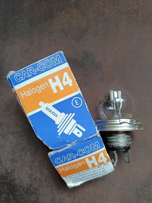 Żarówka samochodowa halogenowa H4
