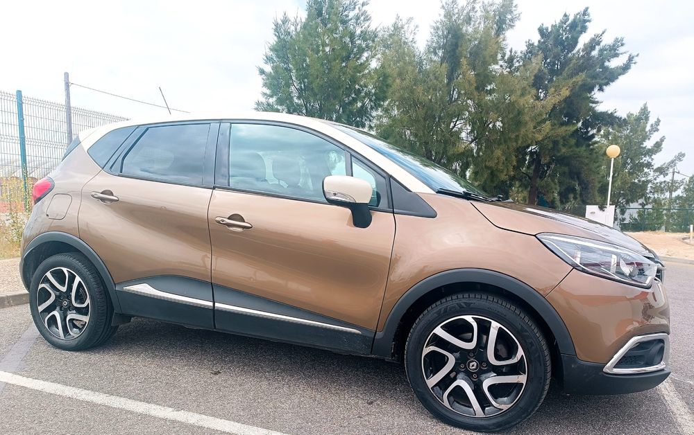 Renault Captur — fotografia 6