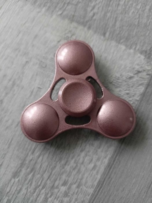 Fidget spinner zabawka