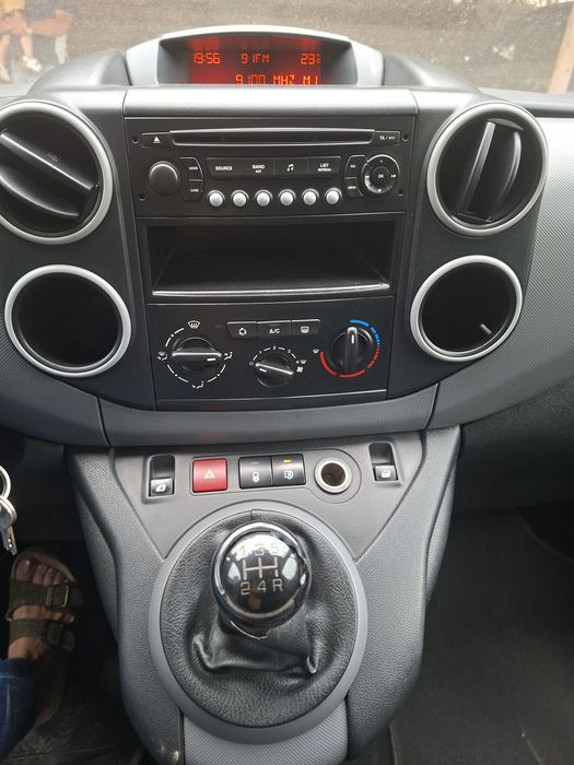 Peugeot partner 3 lugares