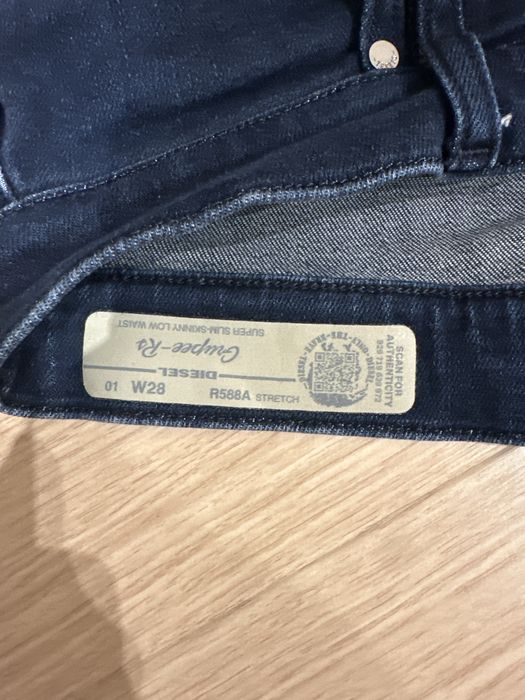 Jeansy Diesel Slim Skinny W28