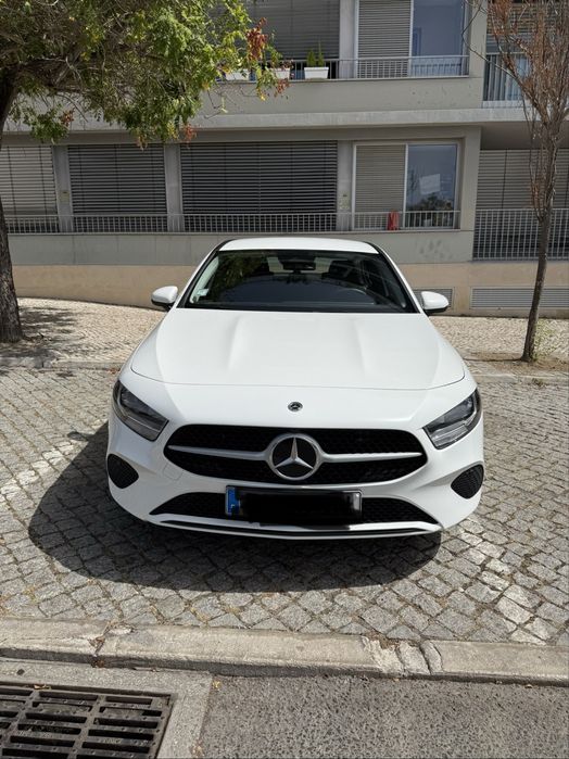 Mercedes-Benz A 250 e Limousine (2025) - Garantia de fábrica Mercedes-Benz
