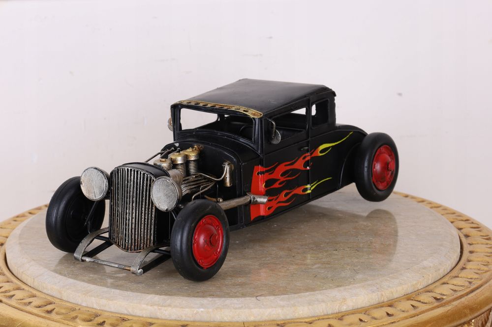 Samochód -Model Kolekcjonerski Auto -Retro