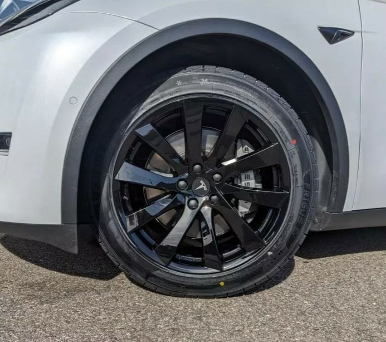 Диски нові R18/5/114,3 tesla m3 perfomance графіт чорний