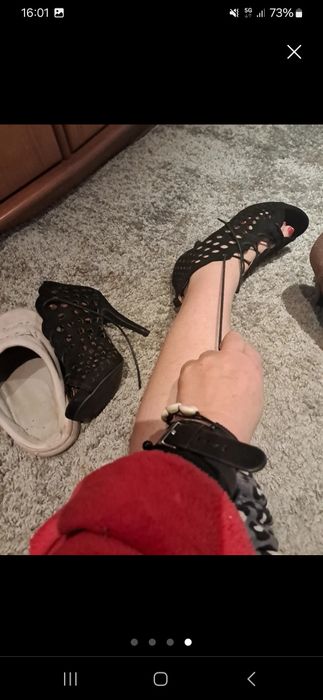 Sapato fechado castanho novo preto praticamente novo