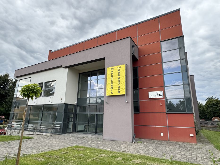 Budynek usługowy/przychodnia