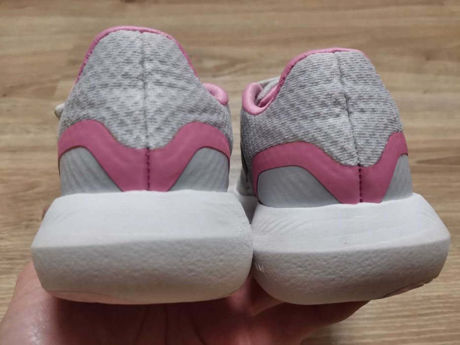 Продам кросівки Adidas Runfalcon 3.0 34 розміру.