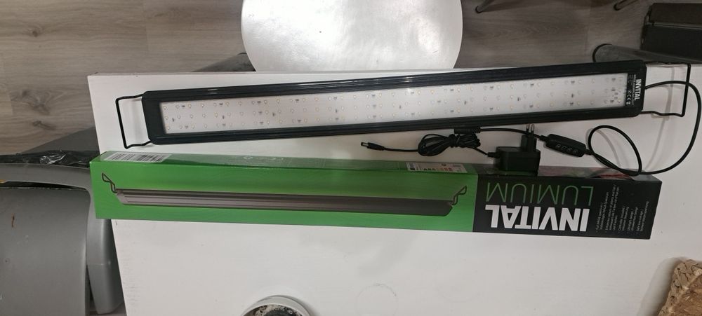 Lampa ,belka Invital 19 v 75  cm